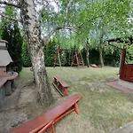 14 Ferohelyes Haz Sajat Steggel, Jatszoterrel Balatonfenyvesen Vizparti Utcaban *