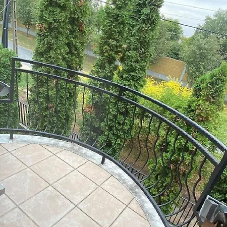 14 Ferohelyes Haz Sajat Steggel, Jatszoterrel Balatonfenyvesen Vizparti Utcaban Balatonfenyves